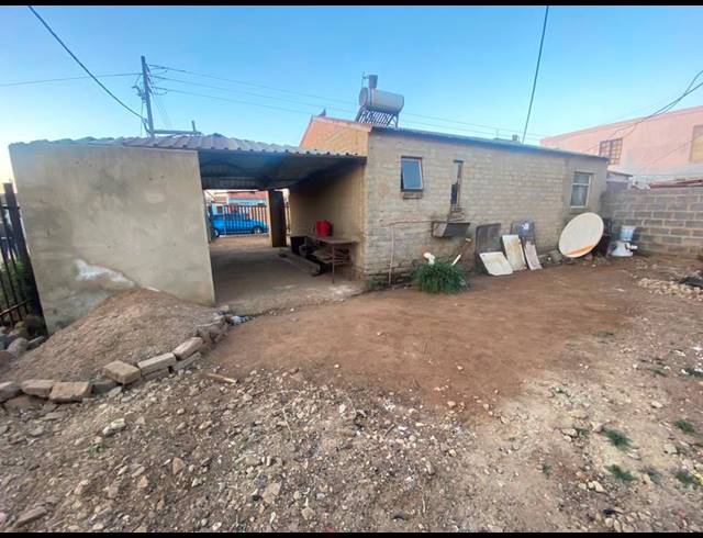 2 BEDROOM HOUSE FOR SALE IN PALM RIDGE EXT 2